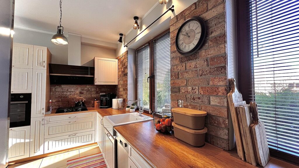 Dom w super stanie do zamieszkania Kamień Pom. - zdjęcie 6