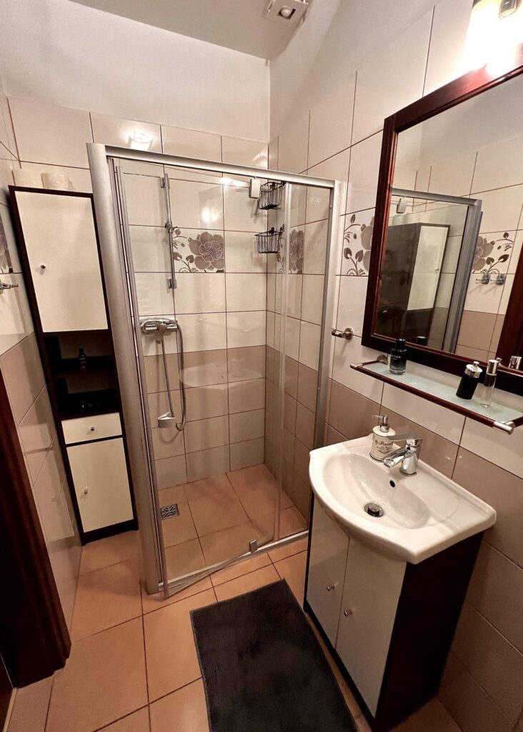 Dom w super stanie do zamieszkania Kamień Pom. - zdjęcie 7