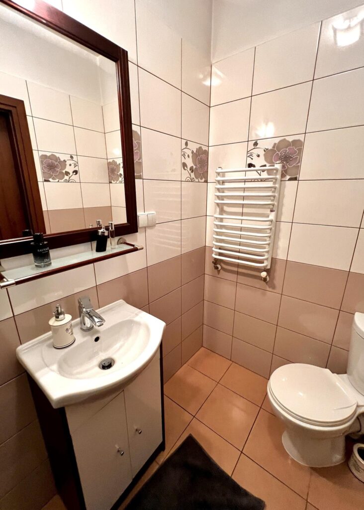 Dom w super stanie do zamieszkania Kamień Pom. - zdjęcie 8