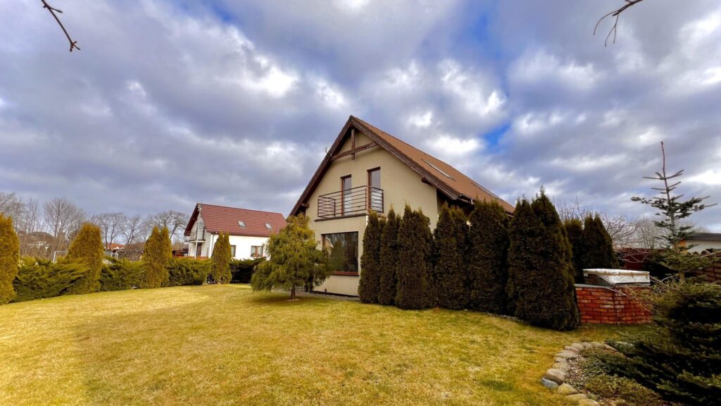 Dom w super stanie do zamieszkania Kamień Pom. - zdjęcie 12