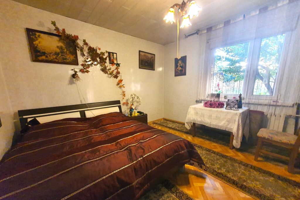 Siedlisko z dużą działką blisko Sokołowa - zdjęcie 6