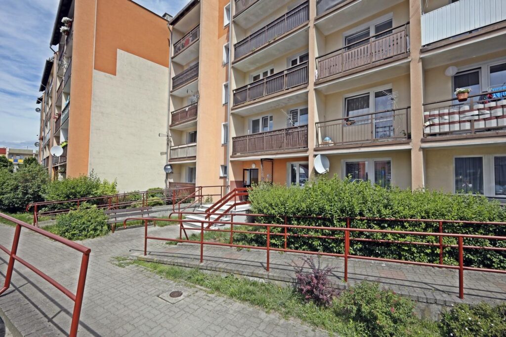 Mieszkanie dwupokojowe w ścisłym centrum Iławy - zdjęcie 2