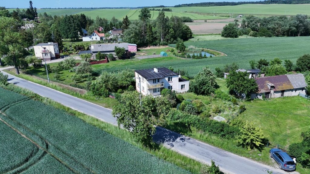 Dom na skraju malowniczej wsi Gdakowo. - zdjęcie 5