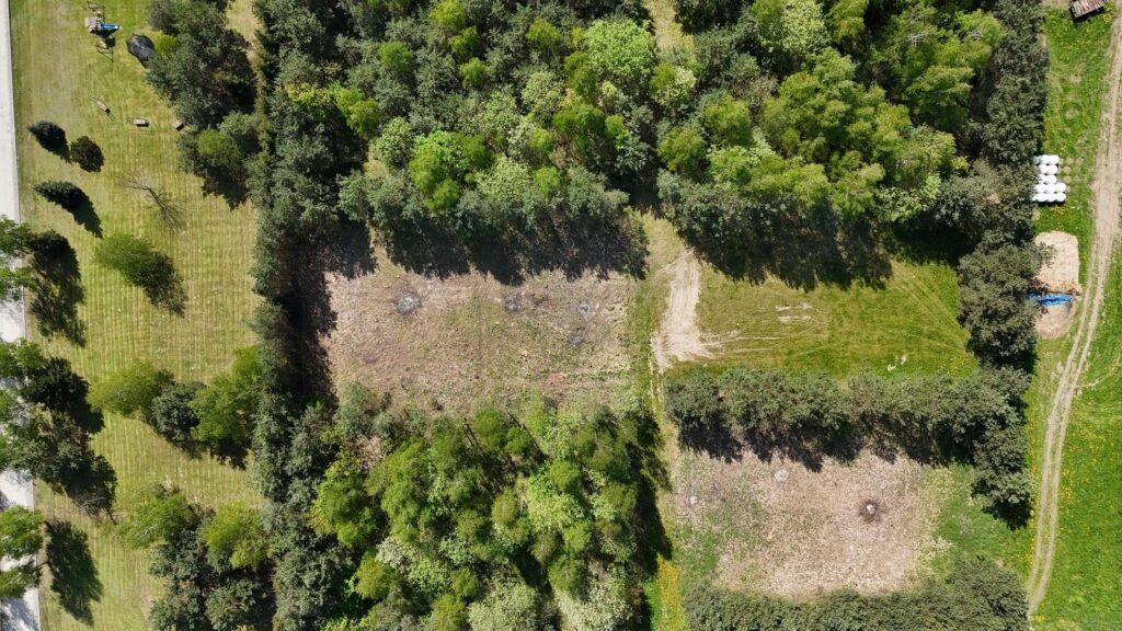 Działka marzeń przy jeziorach – cisza i natura! - zdjęcie 12