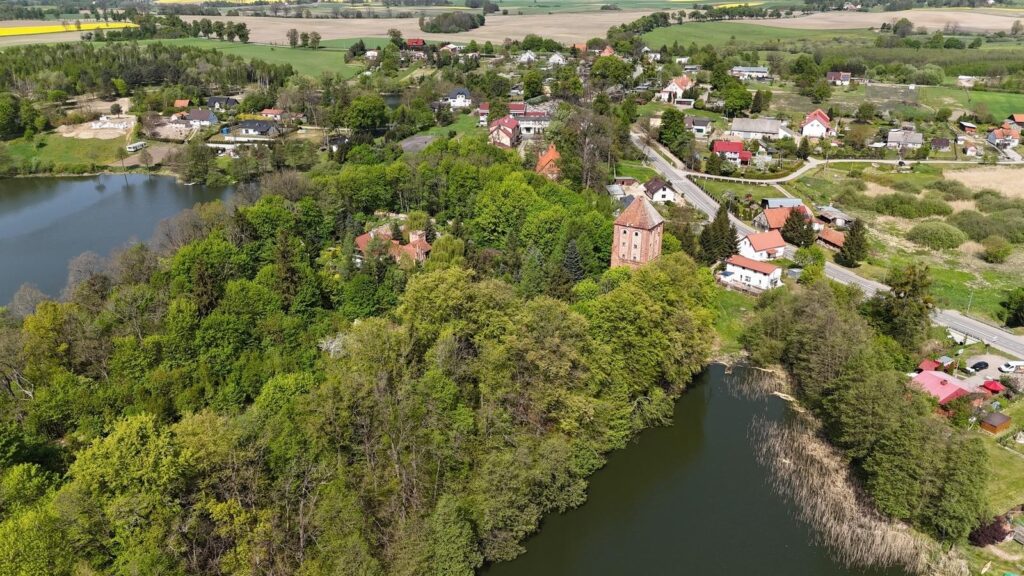 Działka marzeń przy jeziorach – cisza i natura! - zdjęcie 13