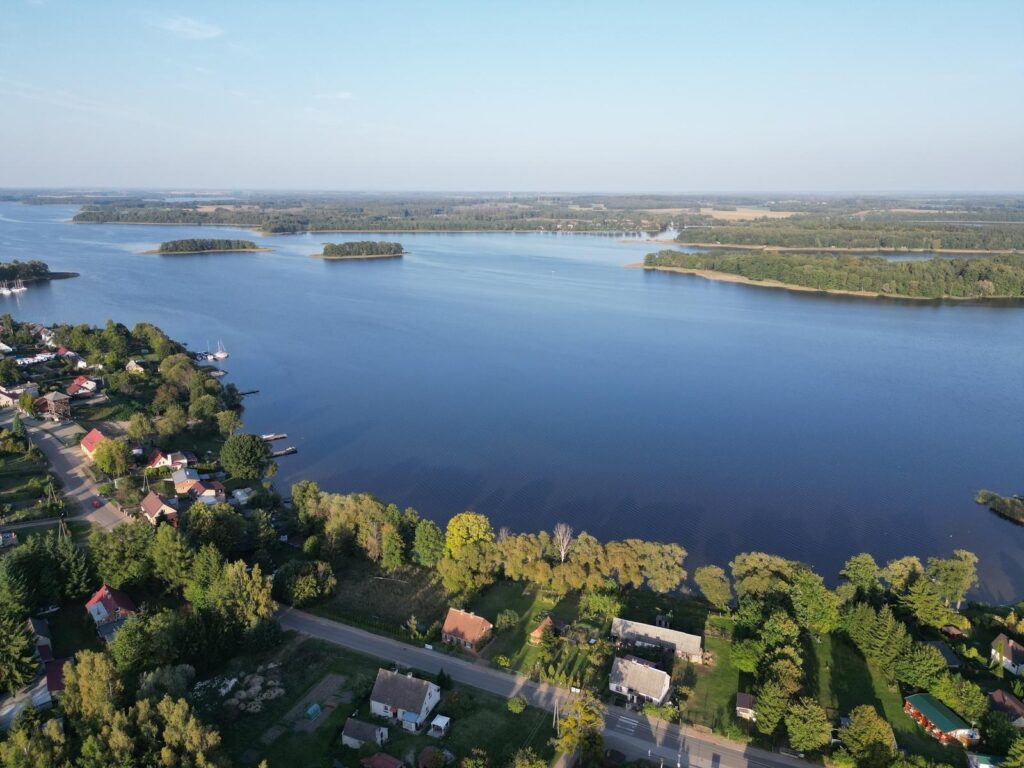 Działka budowlana 50 m od Jezioraka. - zdjęcie 4