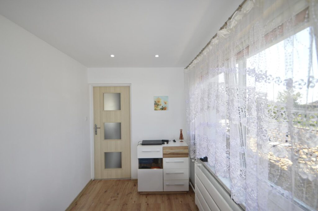 Gotowy dom z najemcami 7 pokoi/dla 2 rodzin - zdjęcie 14