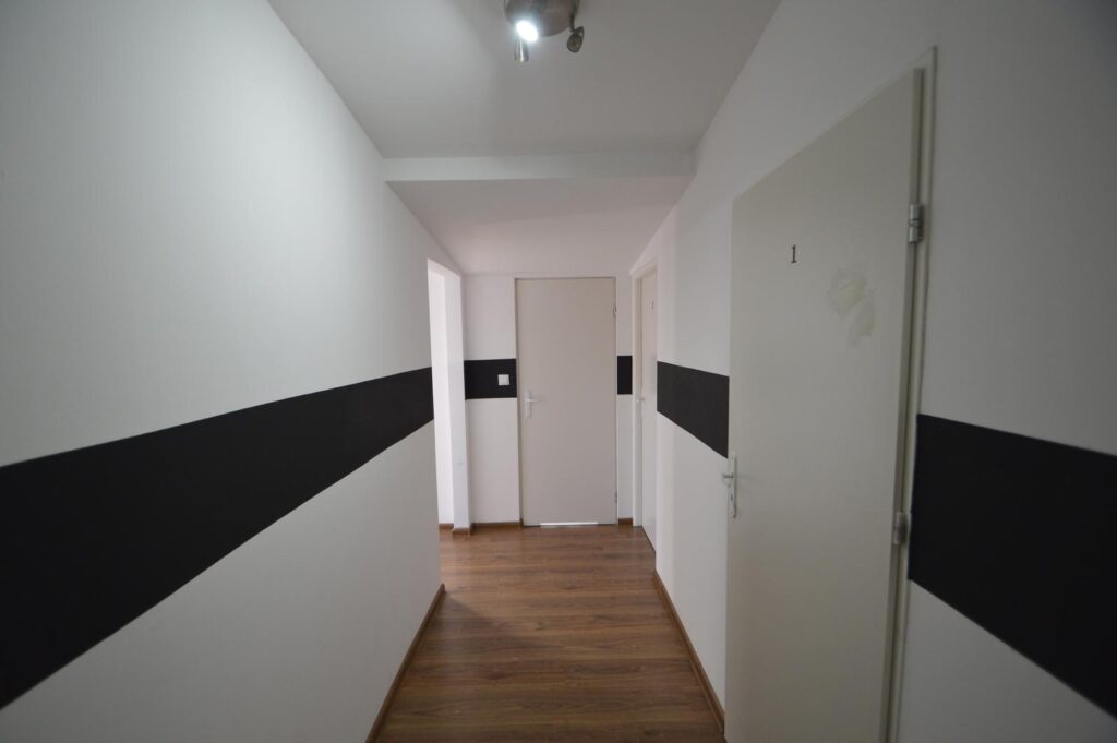 Gotowy dom z najemcami 7 pokoi/dla 2 rodzin - zdjęcie 16