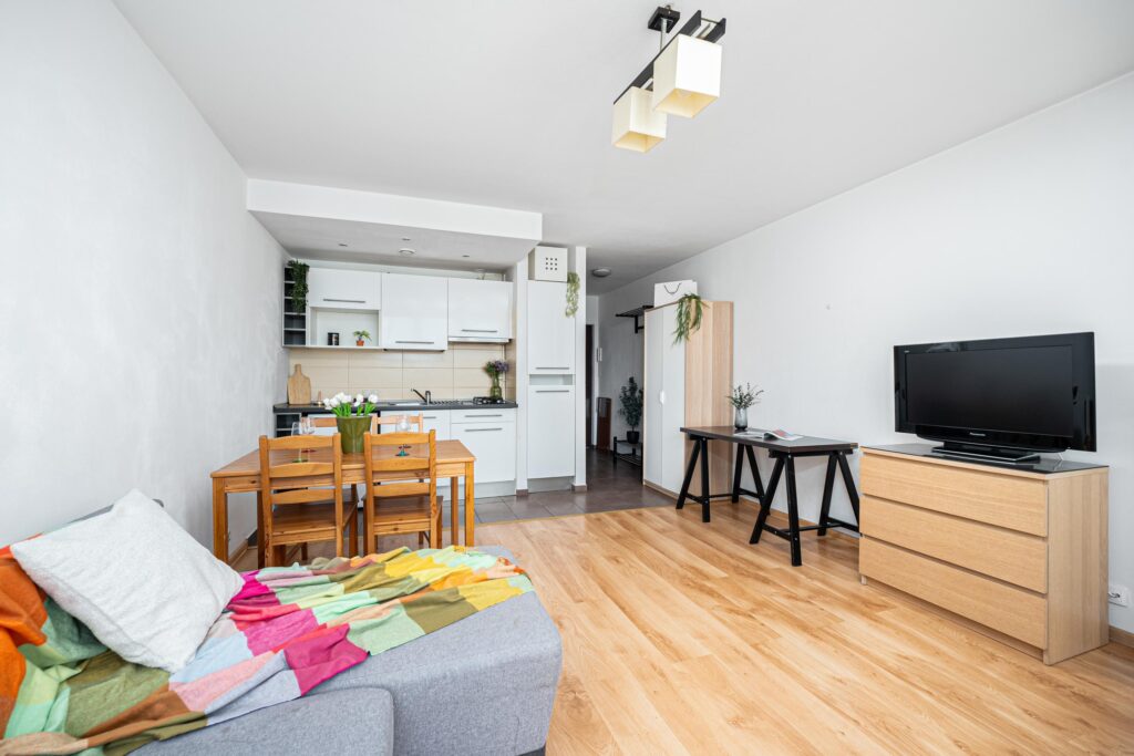 kawalerka w doskonałej lokalizacji - zdjęcie 2