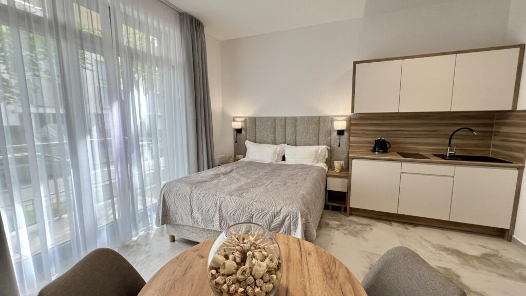 Bardzo atrakcyjny Apartament przy Promenadzie fak. - zdjęcie 1