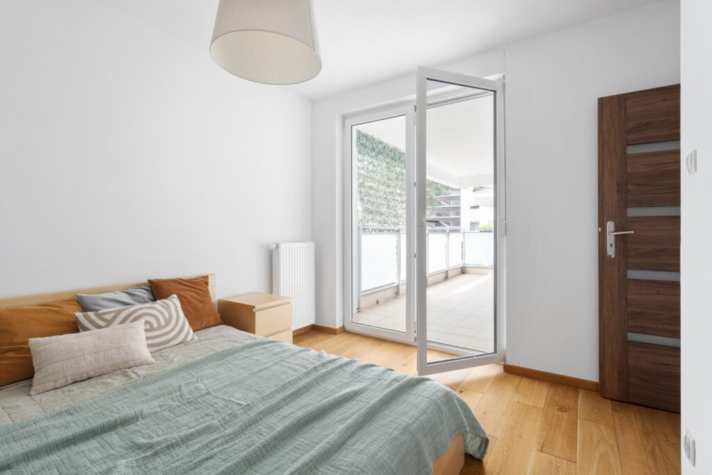 3 pokoje | Duży taras 13 m² | Obok LASU | Okazja - zdjęcie 1