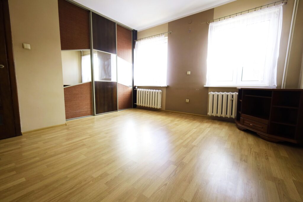 Mieszkanie dwupokojowe na pierwszym piętrze - zdjęcie 3