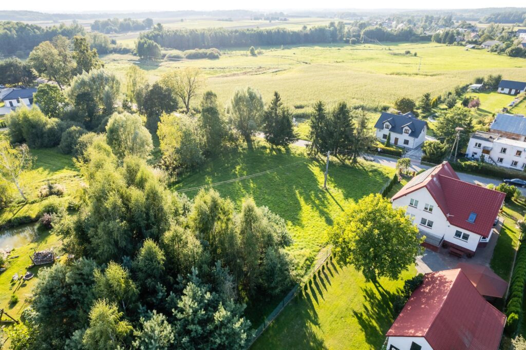 Działka budowlana z uzbrojeniem na sprzedaż - zdjęcie 6
