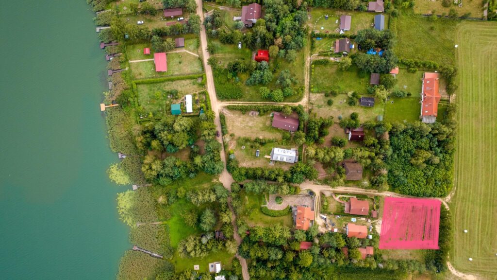 Działka nad jeziorem Burdąg - zdjęcie 4