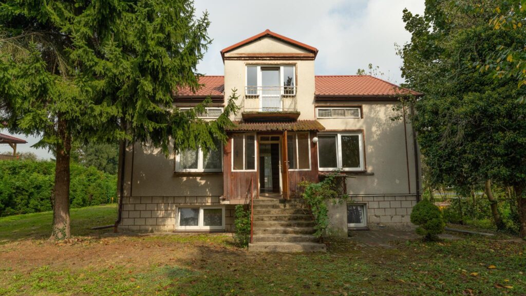 Wyjątkowa okazja dom w Nałęczowie! - zdjęcie 1