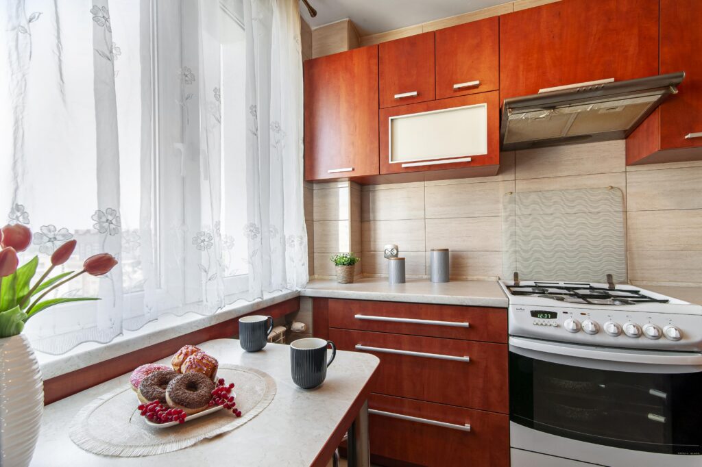 Na sprzedaż dwupokojowe mieszkanie do odświeżenia. - zdjęcie 6