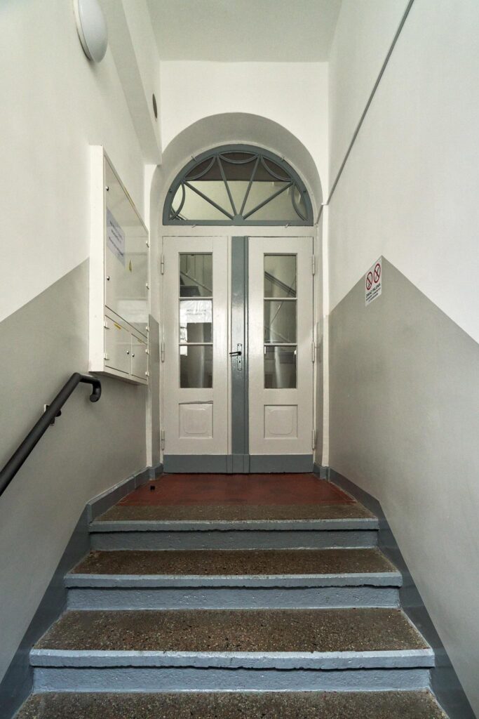 Atrakcyjny lokal w centrum Mrągowa - zdjęcie 12