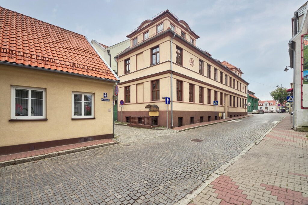 Duży lokal z potencjałem w centrum miasta Mrągowa - zdjęcie 15