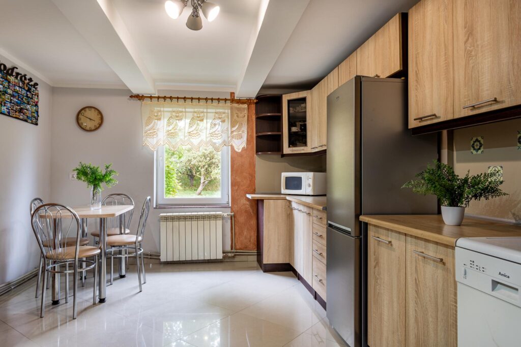 Siedlisko na Mazurach z własnym sadem i stawem - zdjęcie 12