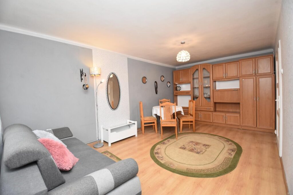 Mieszkanie spółdzielcze 45m², ogród, 1 piętro - zdjęcie 1