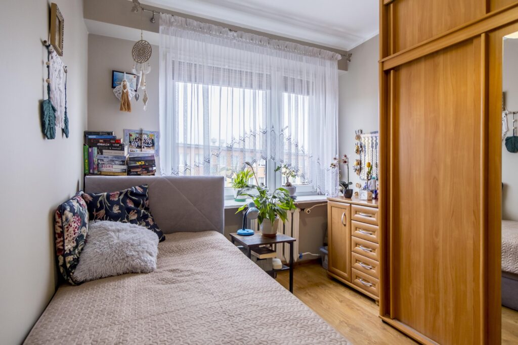 Jasne mieszkanie 3 pokojowe z balkonem - zdjęcie 3