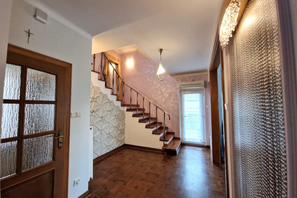 Dom w centrum Łukowa dla rodziny lub pod usługi - zdjęcie 22