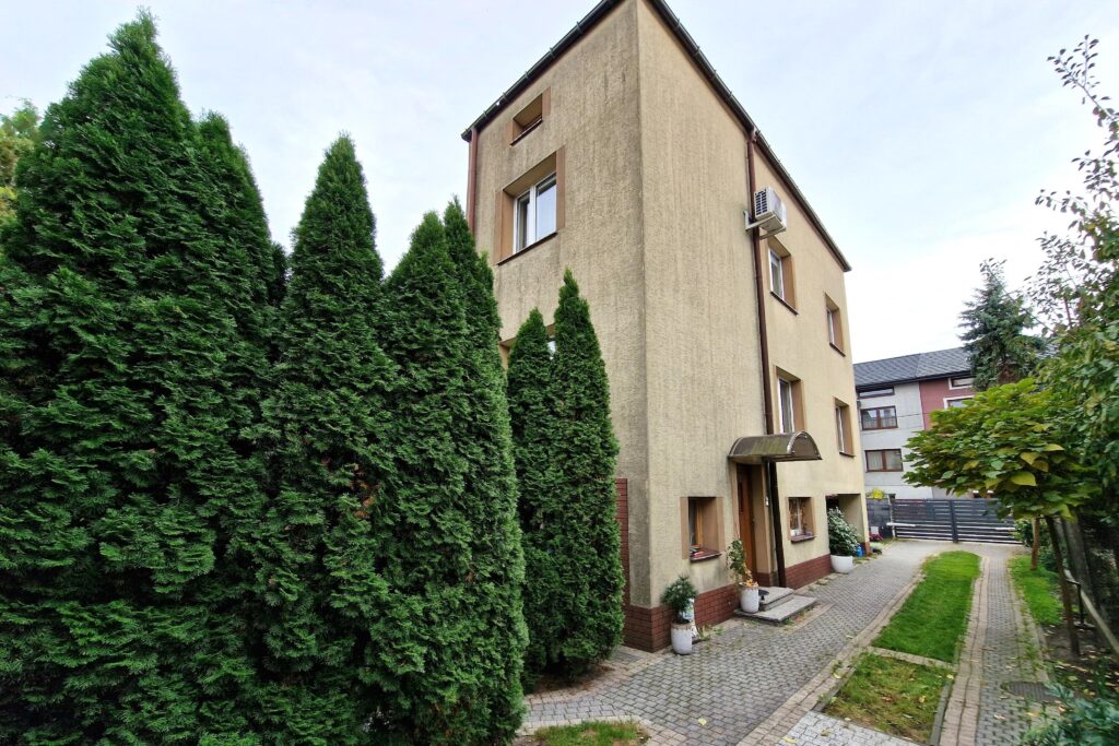 Dom w centrum Łukowa dla rodziny lub pod usługi - zdjęcie 29