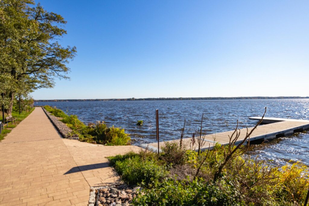 Wykończone nad Zalewem Zegrzyńskim! - zdjęcie 1