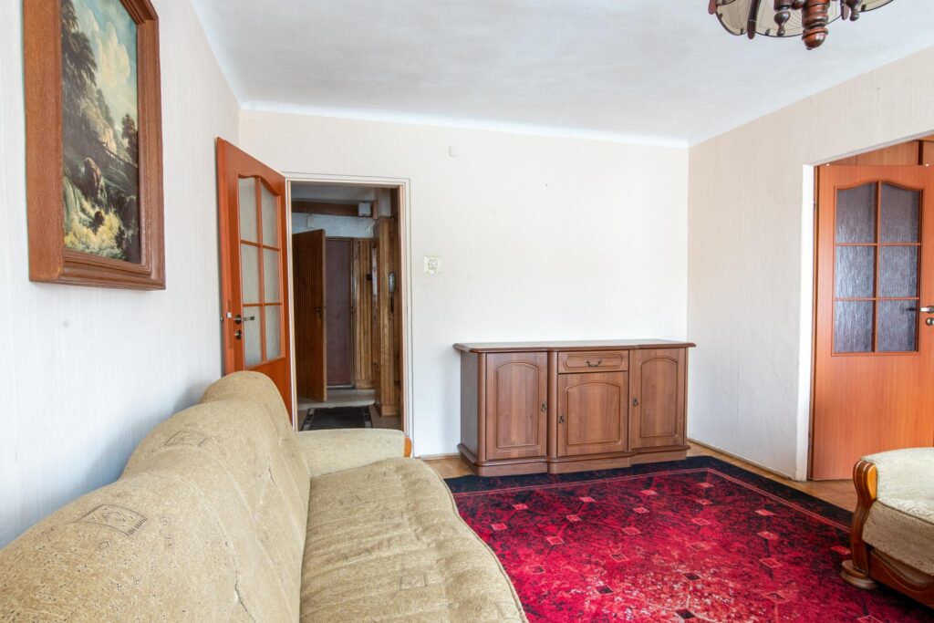 Do remontu 3- pokojowe mieszkanie w Centrum miasta - zdjęcie 2