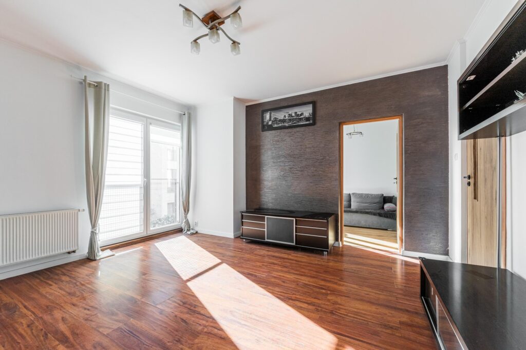 Mieszkanie dwu pokojowe w Ząbkach - zdjęcie 1