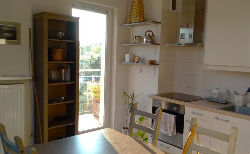 * Przytulne dwupokojowe mieszkanie * - zdjęcie 1