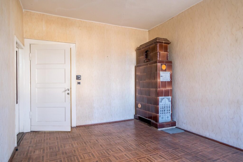 Przestronne mieszkanie z potencjałem - zdjęcie 13