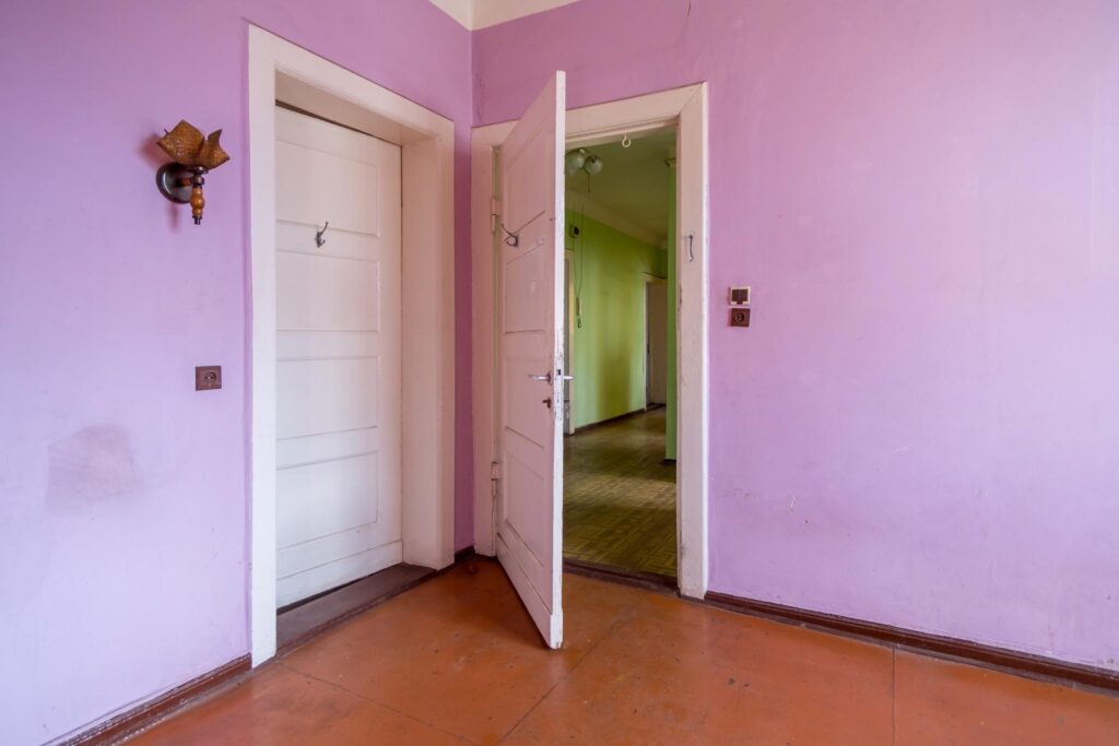 Przestronne mieszkanie z potencjałem - zdjęcie 19