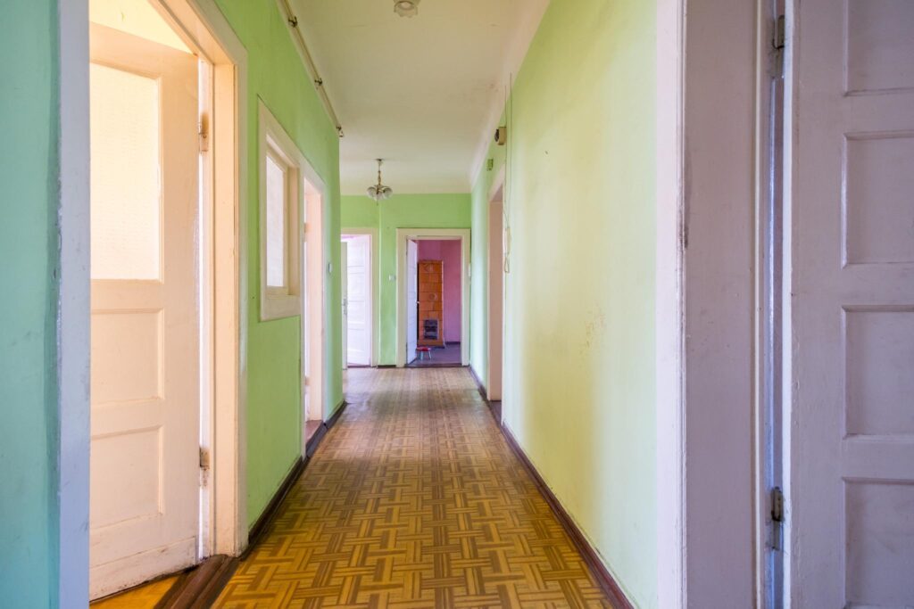 Przestronne mieszkanie z potencjałem - zdjęcie 7