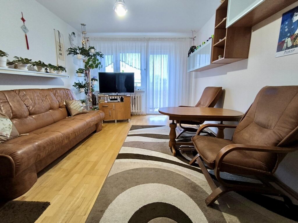 Dwa pokoje z balkonem w Szczecinku - zdjęcie 1