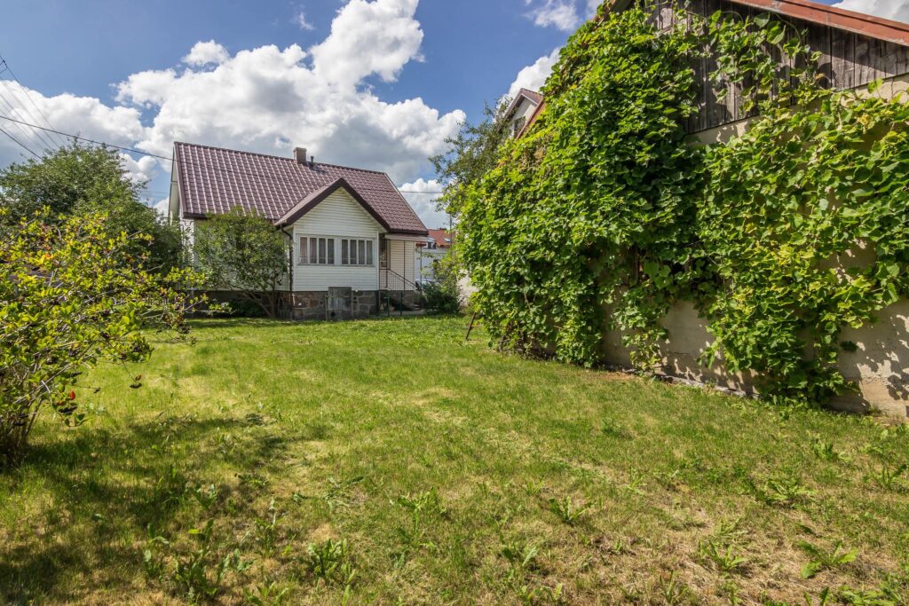 Klimatyczny, drewniany dom  w centrum Tykocina - zdjęcie 1