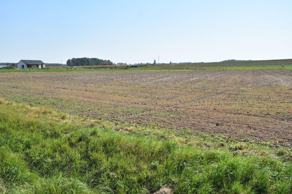 Okazja 0,61 ha pod  osiedle domów jednorodzinnych - zdjęcie 2