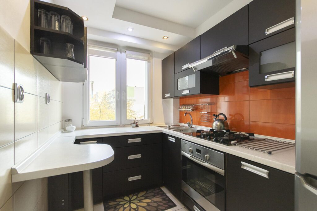 Mieszkanie na sprzedaż – 3 pokoje z balkonem, Nysa - zdjęcie 1