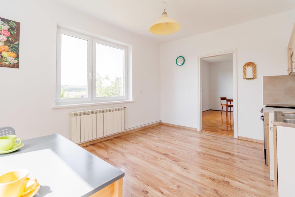 Idealny dom dla niewielkiej rodziny pod Jasłem! - zdjęcie 4