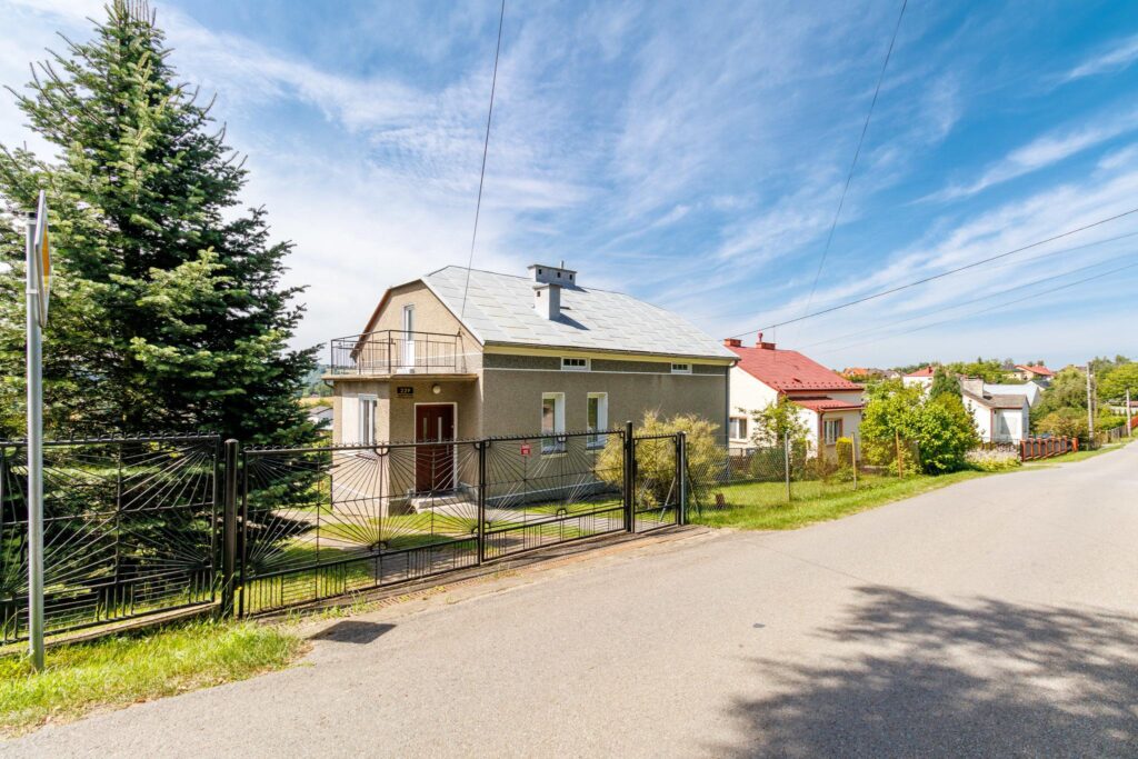 Idealny dom dla niewielkiej rodziny pod Jasłem! - zdjęcie 14