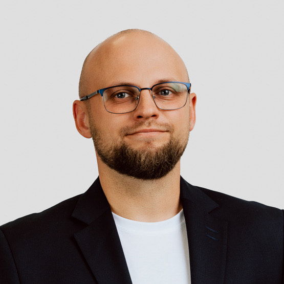 Sebastian Bagrowski - Agent Nieruchomości - Freedom