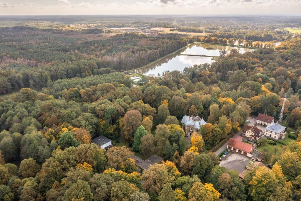 Obiekt oraz dom na Sprzedaż - zdjęcie 6