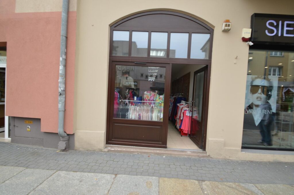 Lokal w Centrum - zdjęcie 1