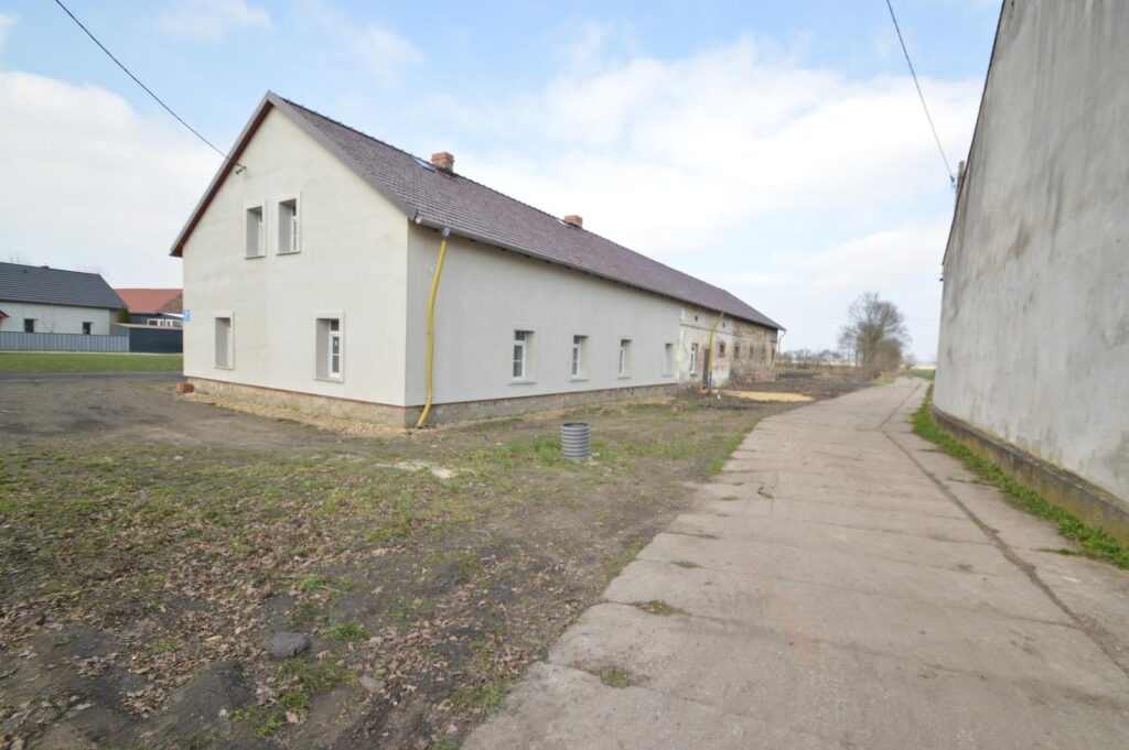 Dzialka inwestycyjno-budowlana w Dębiu - zdjęcie 3