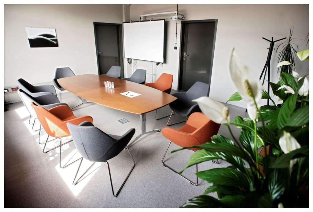 Nowoczesna powierzchnia biurowa - zdjęcie 10