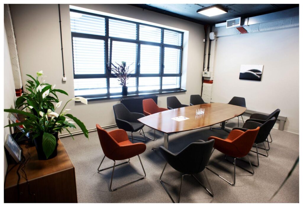 Nowoczesna powierzchnia biurowa - zdjęcie 11