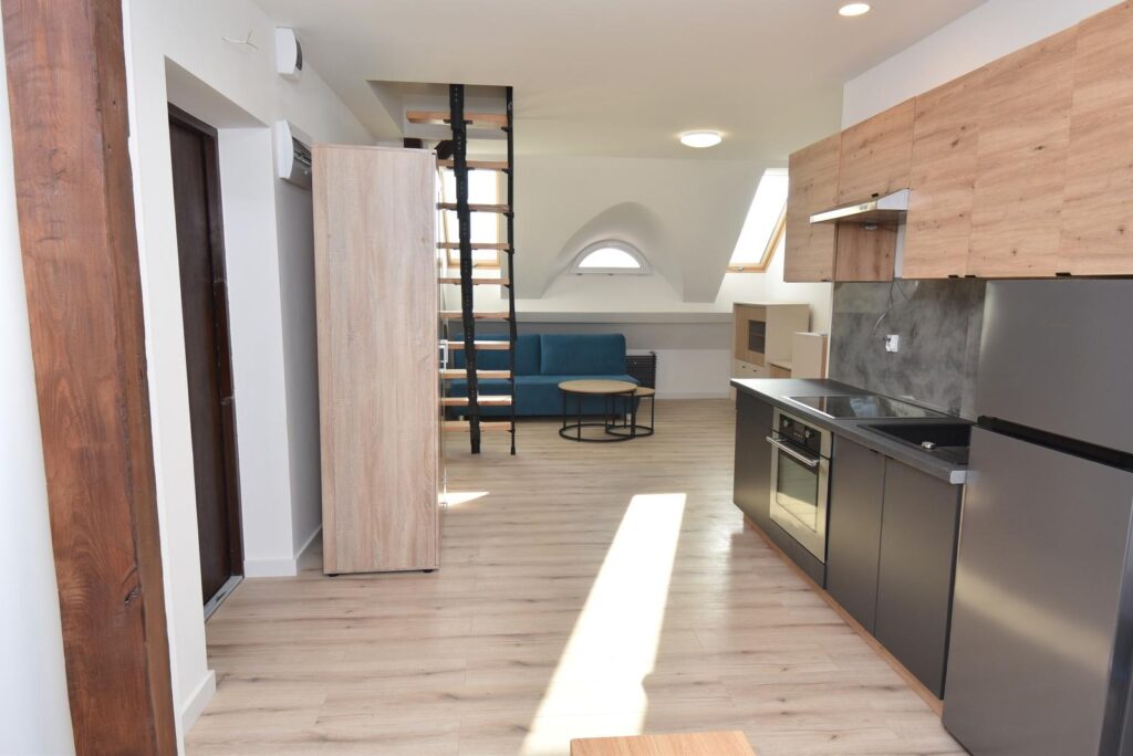 Kawalerka z antresolą 35.98m2, Gratis klimatyzacja - zdjęcie 1