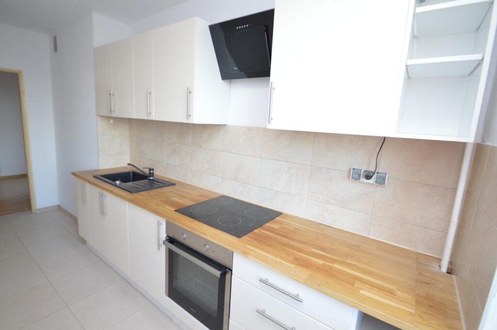 Mieszkanie 3pok.na osiedlu RODŁO - zdjęcie 1