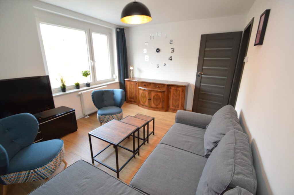 Do sprzedaży dwupokojowe w centrum - zdjęcie 1