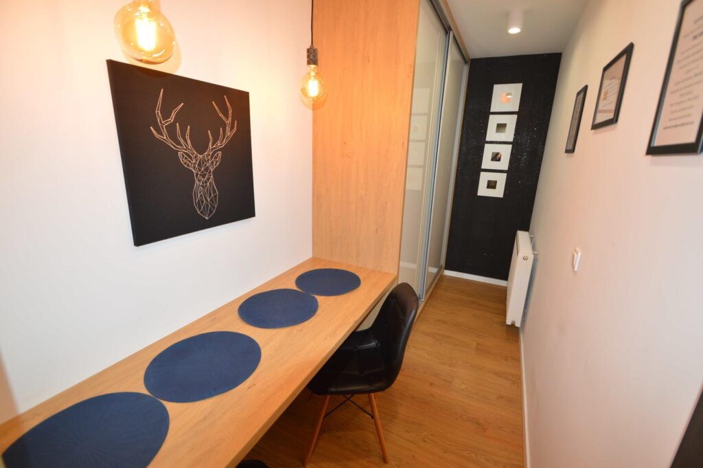 Do sprzedaży dwupokojowe w centrum - zdjęcie 12